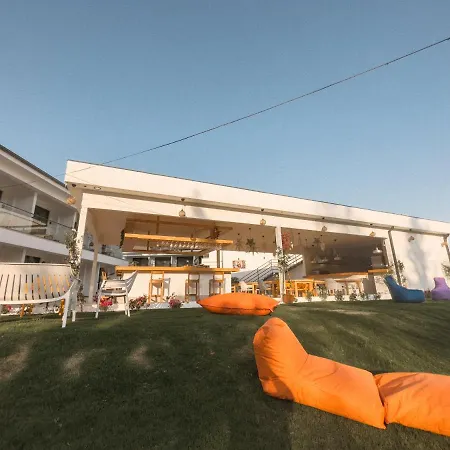 S-cape * פאטהיה