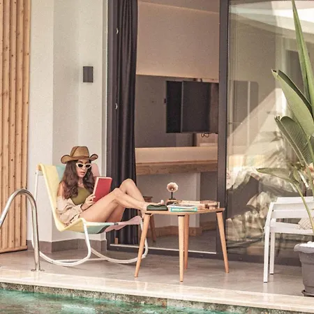 S-cape * פאטהיה